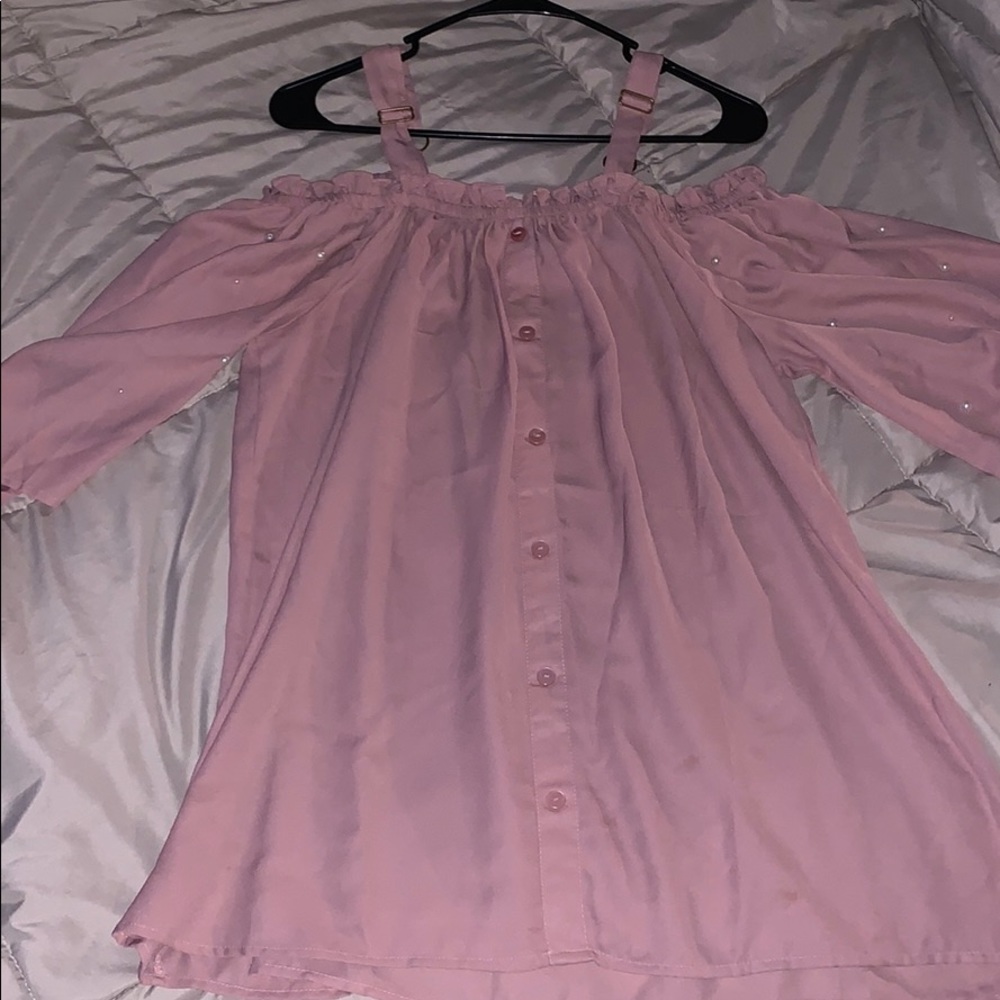 Never worn blush colored top off the shoulders!